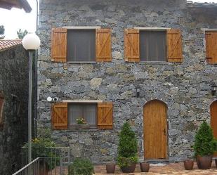 Exterior view of Single-family semi-detached to rent in Montseny  with Heating, Terrace and Furnished