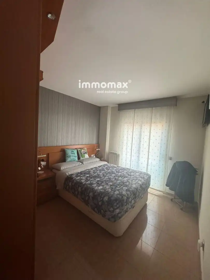 Habitación de Piso en venta en Ripollet con Aire acondicionado, Calefacción y Terraza