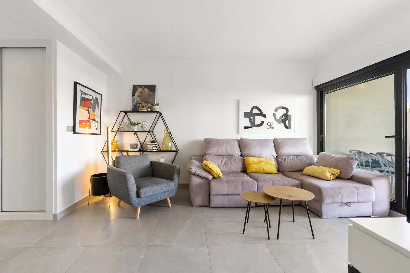 Sala d'estar de Planta baixa en venda en Orihuela amb Aire condicionat, Jardí privat i Terrassa
