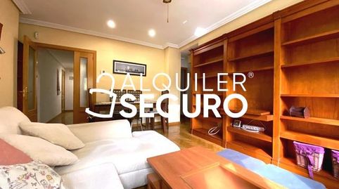 Foto 2 de Piso de alquiler en De Los Labradores, Estación - Centro, Tres Cantos