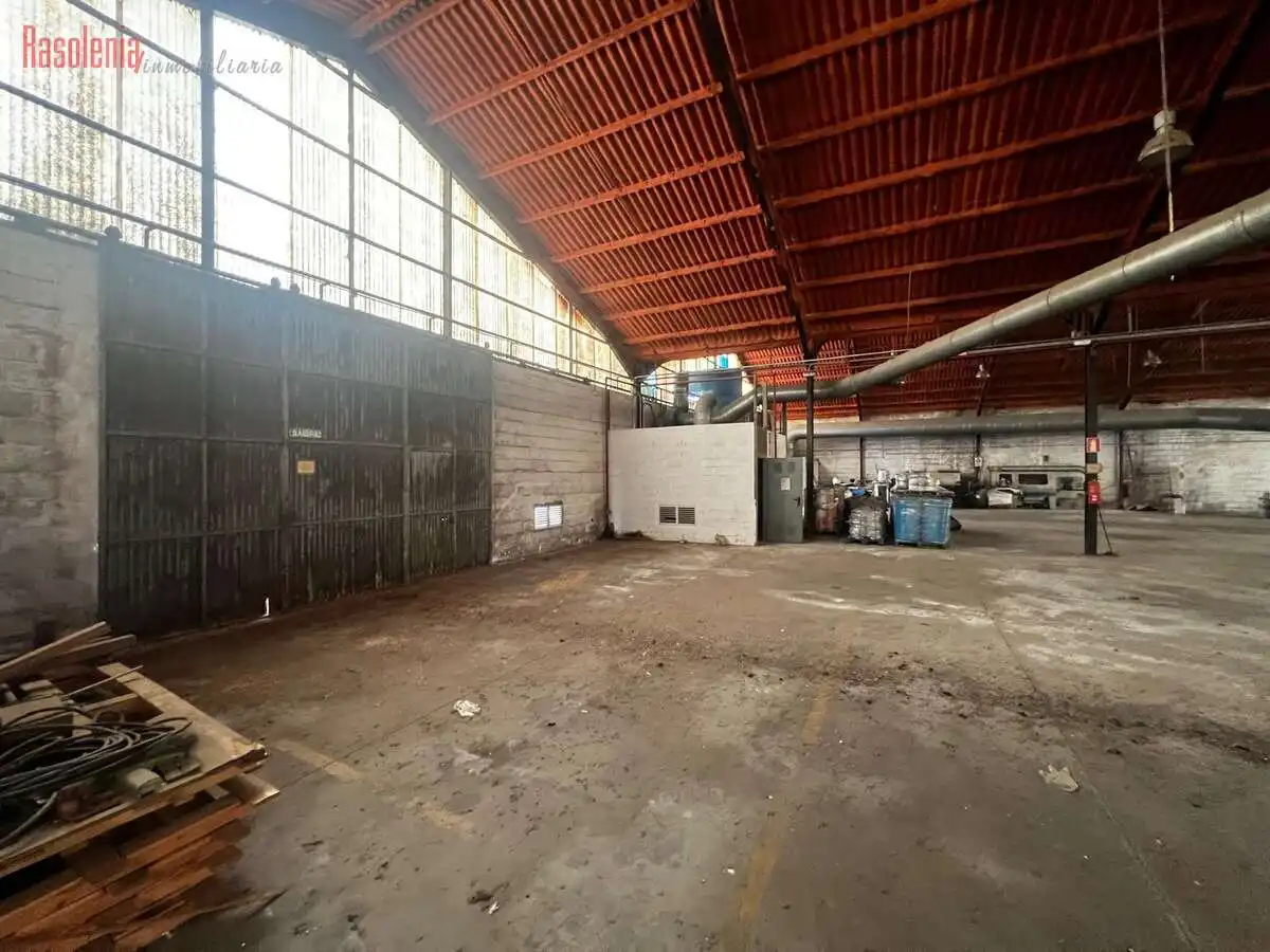 Nave industrial en venta en Cambre 