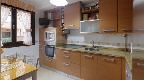 Foto 2 de Casa adosada en venda a Vega, Gijón