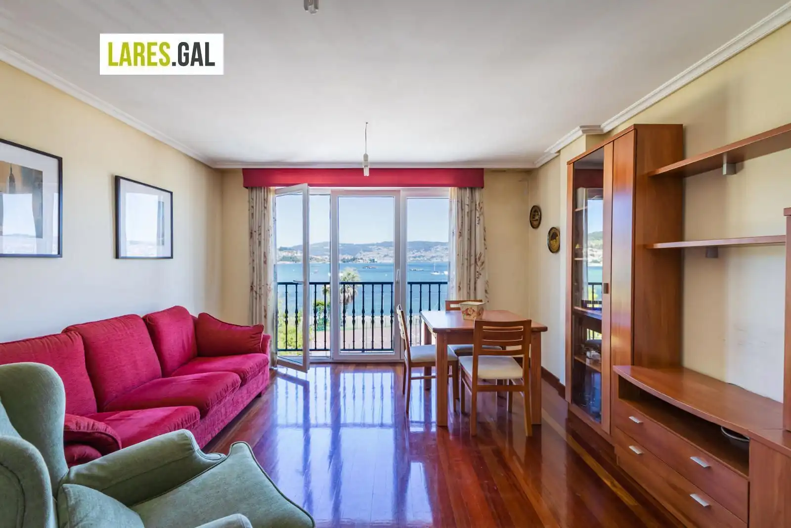 Habitación de Apartamento en venta en Moaña con Calefacción, Trastero y Amueblado