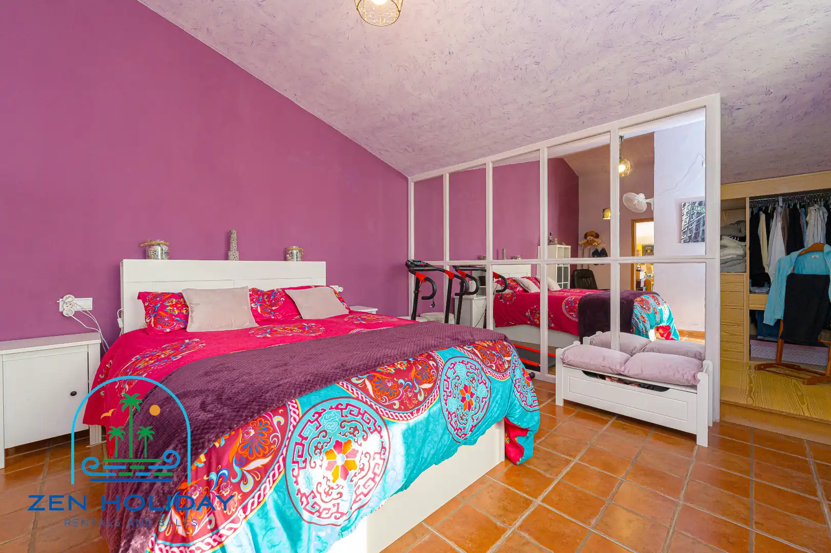 Habitación de Casa adosada en venta en Busot con Aire acondicionado, Calefacción y Jardín privado