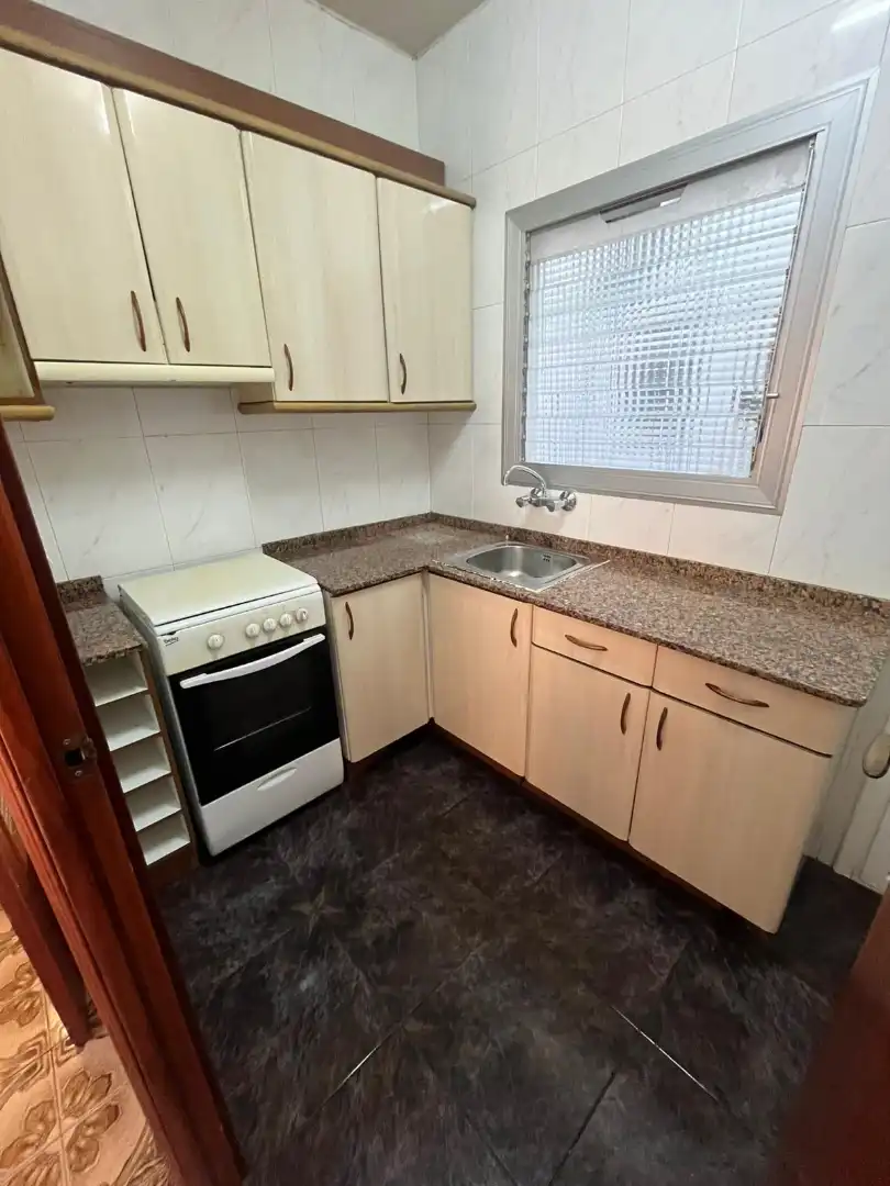 Küche von Wohnung zum Verkauf in L'Hospitalet de Llobregat mit Alarm