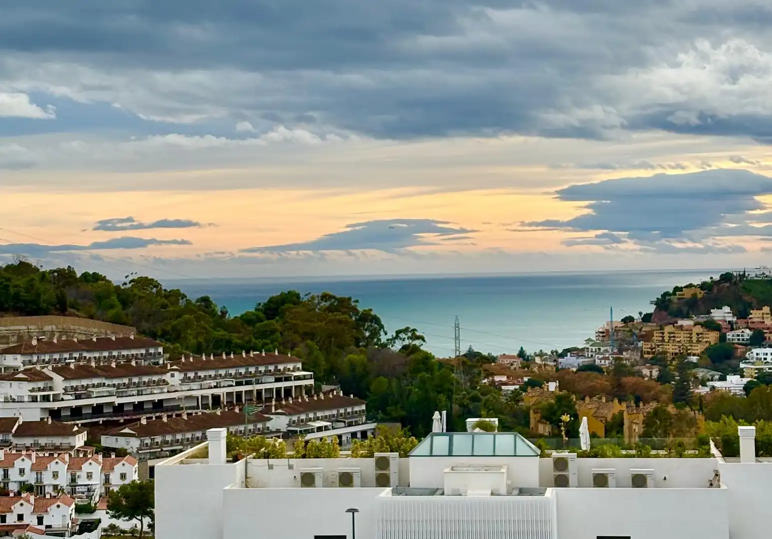 Exterior view of Attic for sale in Málaga  with Air Conditioner, Terrace and Storage room