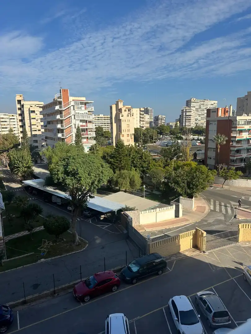 Vista exterior de Pis en venda en Alicante / Alacant amb Aire condicionat, Calefacció i Terrassa