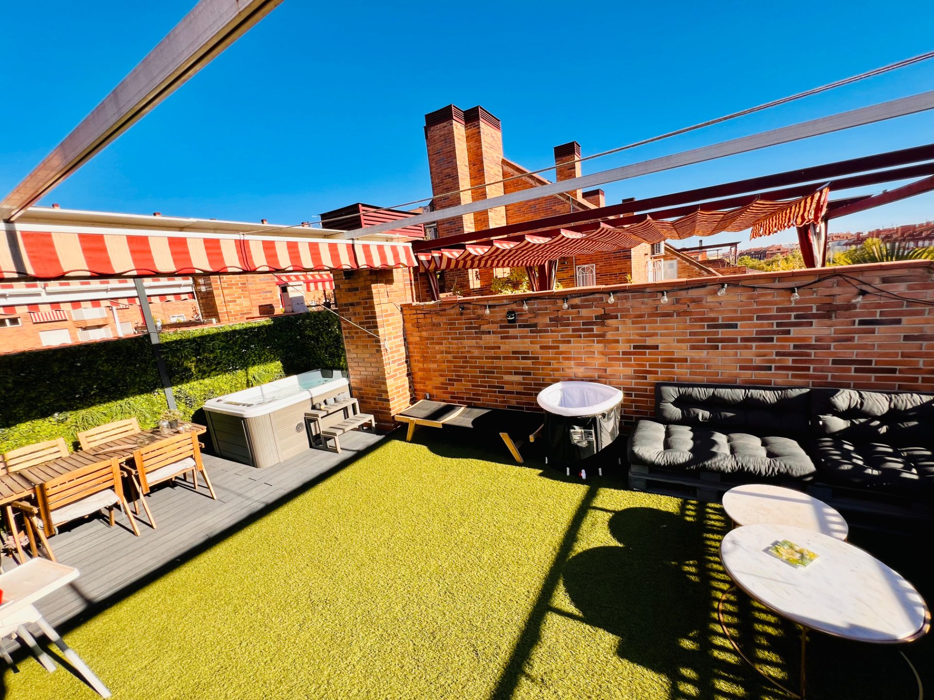 Terrace of Attic for sale in  Madrid Capital  with Air Conditioner, Heating and Storage room