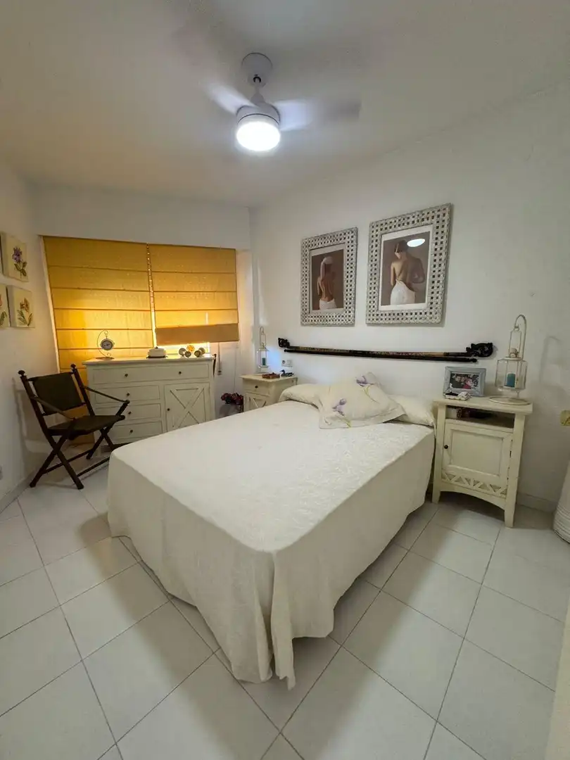 Habitación de Ático en venta en Calpe / Calp con Jardín privado, Terraza y Amueblado