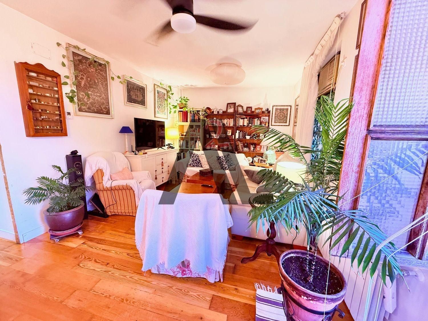 Premises for sale in  NTRA SEÑORA DE VALVERDE, Tres Olivos - Valverde