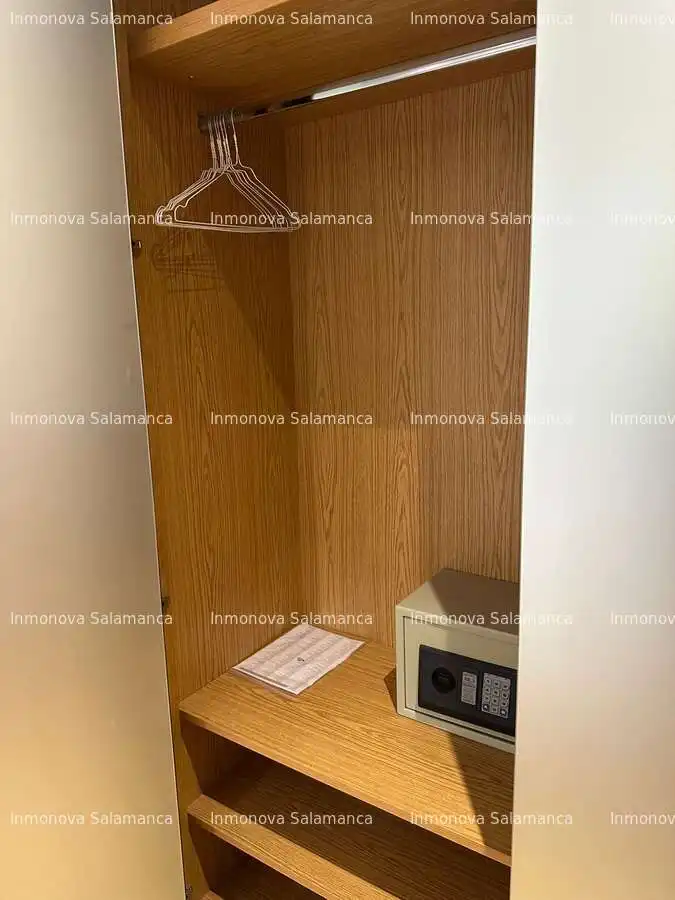 Bedroom of Flat for rent in Salamanca  with Heating and Furnished