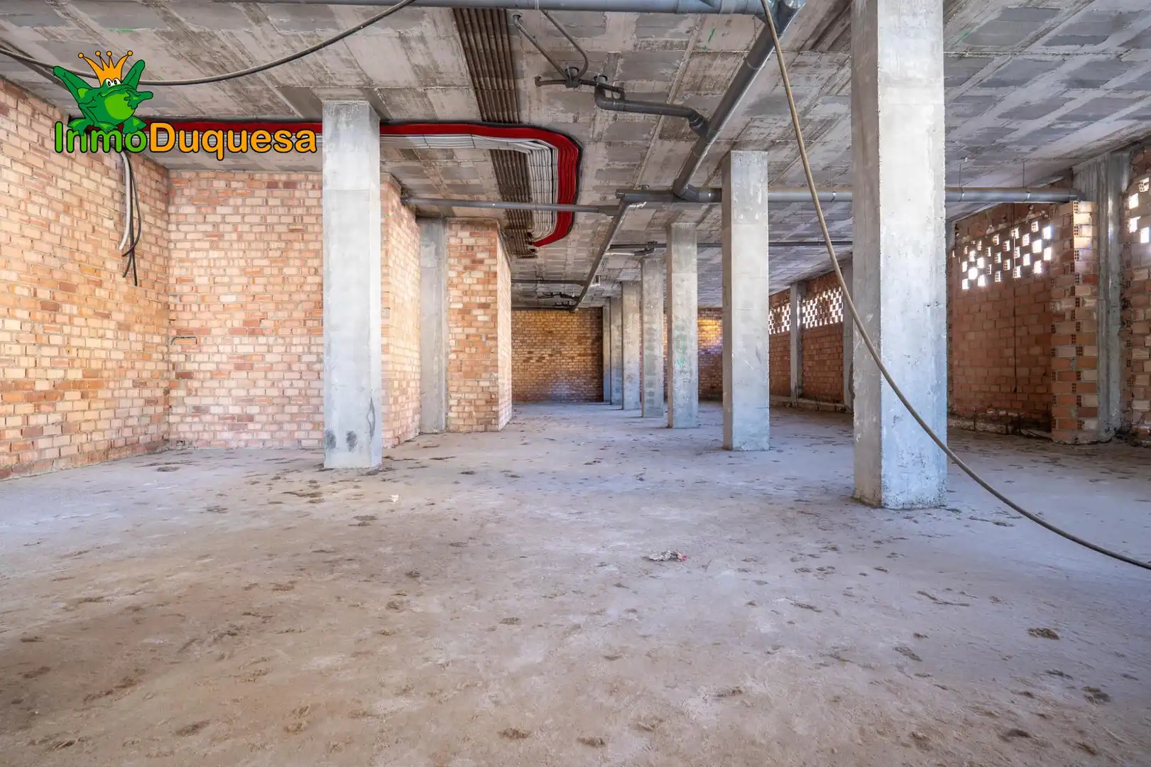 Local comercial en venda a Plaza Baja, imagen 3