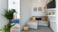 Living room of Flat for sale in  Barcelona Capital  with Air Conditioner, Heating and Parquet flooring