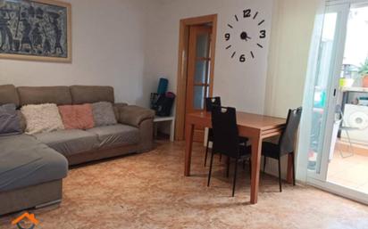 Living room of Flat for sale in Sabadell  with Air Conditioner and Balcony