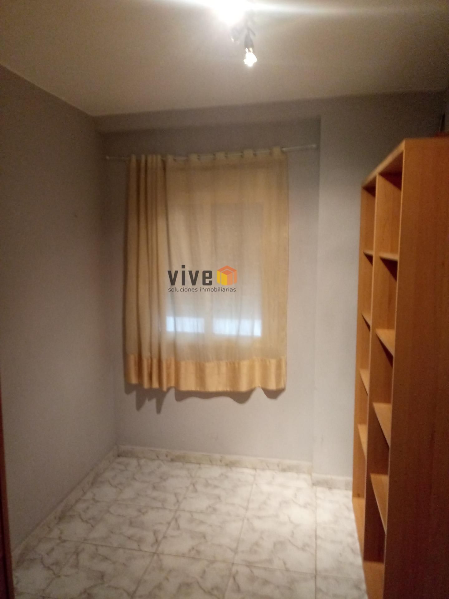 Dormitori de Pis en venda en San Juan de Aznalfarache