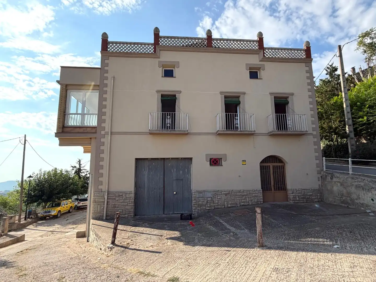 Vista exterior de Casa o xalet en venda en Argençola amb Calefacció, Traster i Moblat