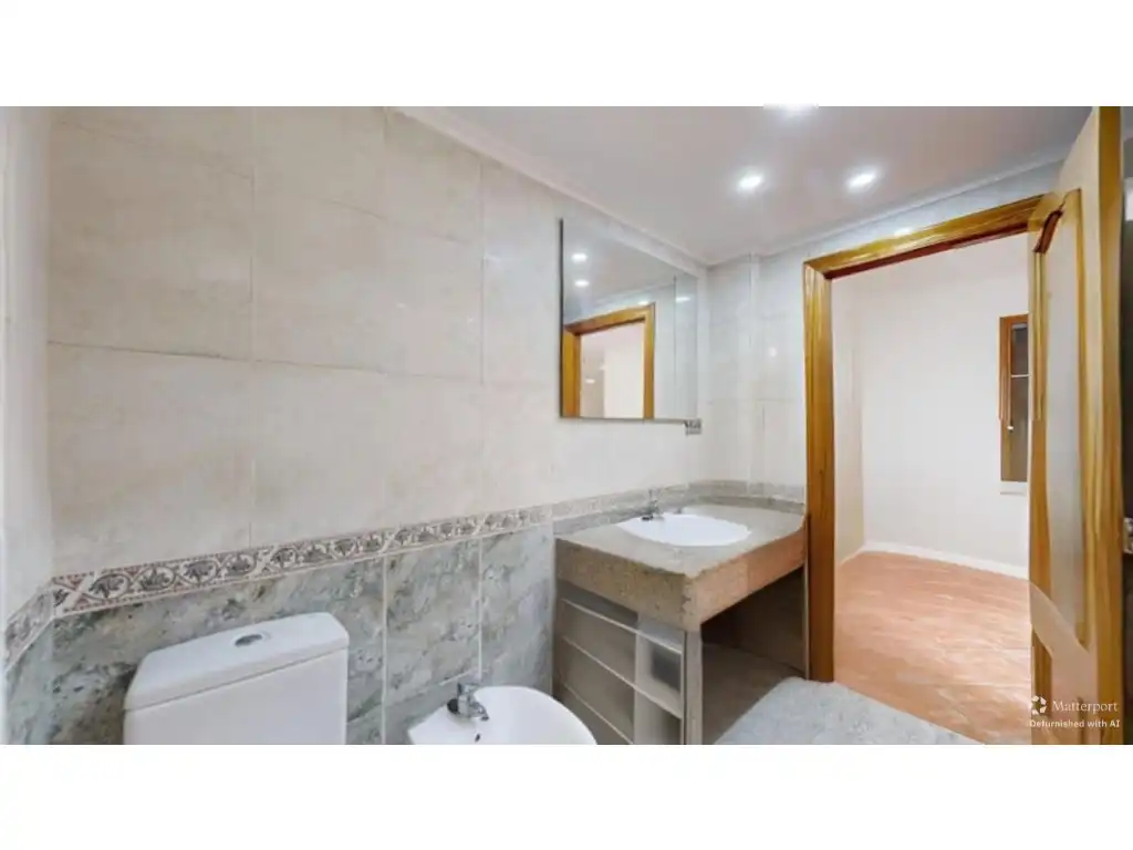 Bathroom of Houses for sale in Burjassot