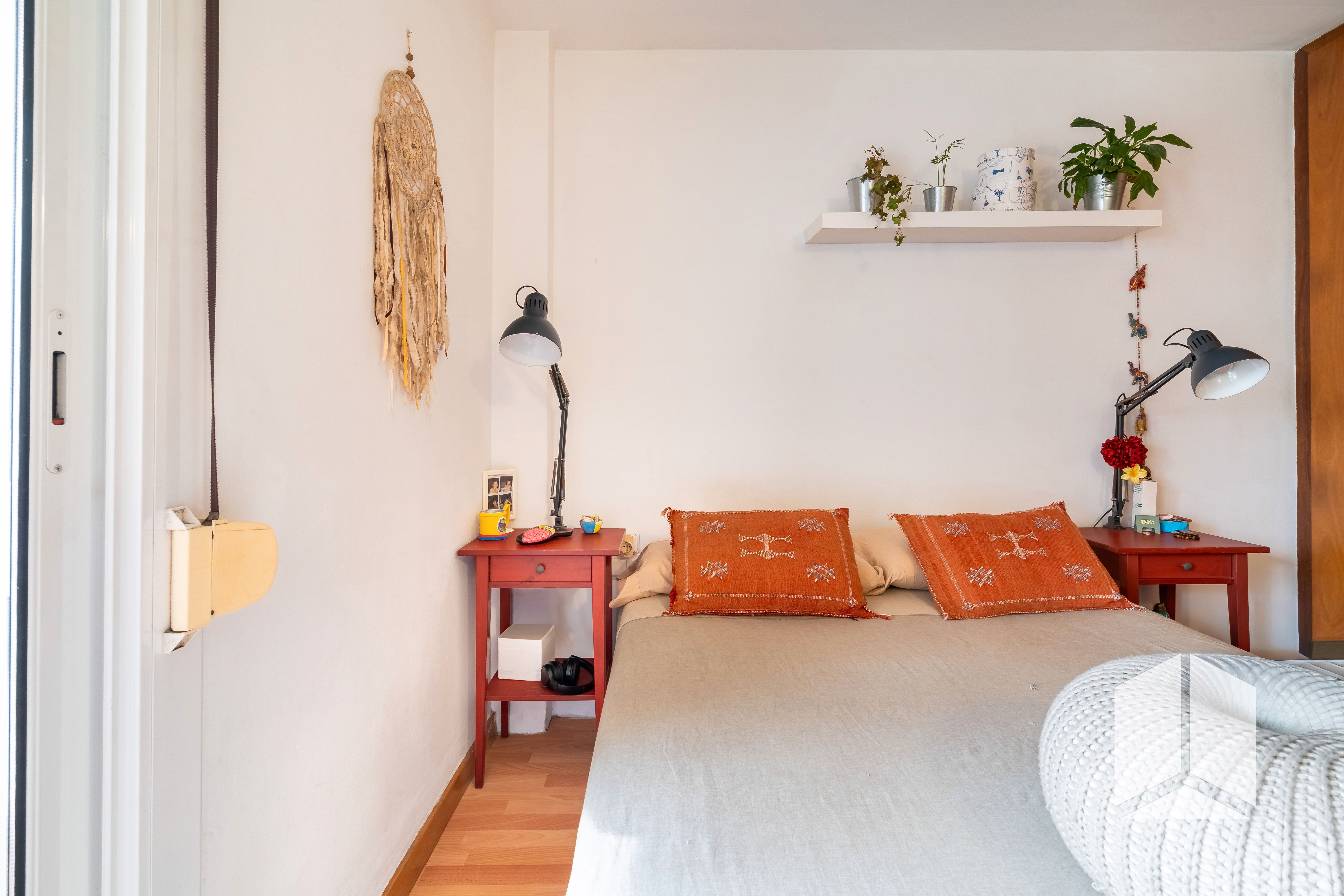 Dormitori de Pis en venda en Castelldefels amb Aire condicionat, Terrassa i Traster