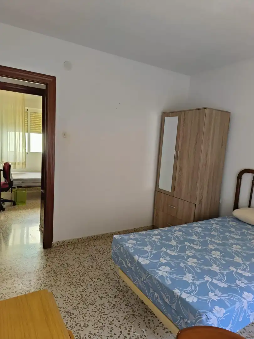 Bedroom of Flat for rent in Granada