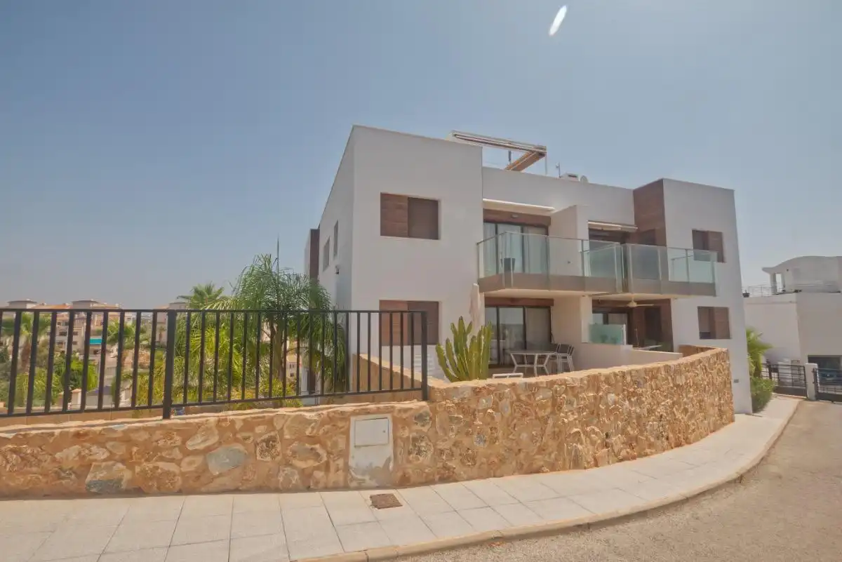 Exterior view of Attic for sale in Orihuela  with Private garden, Terrace and Storage room