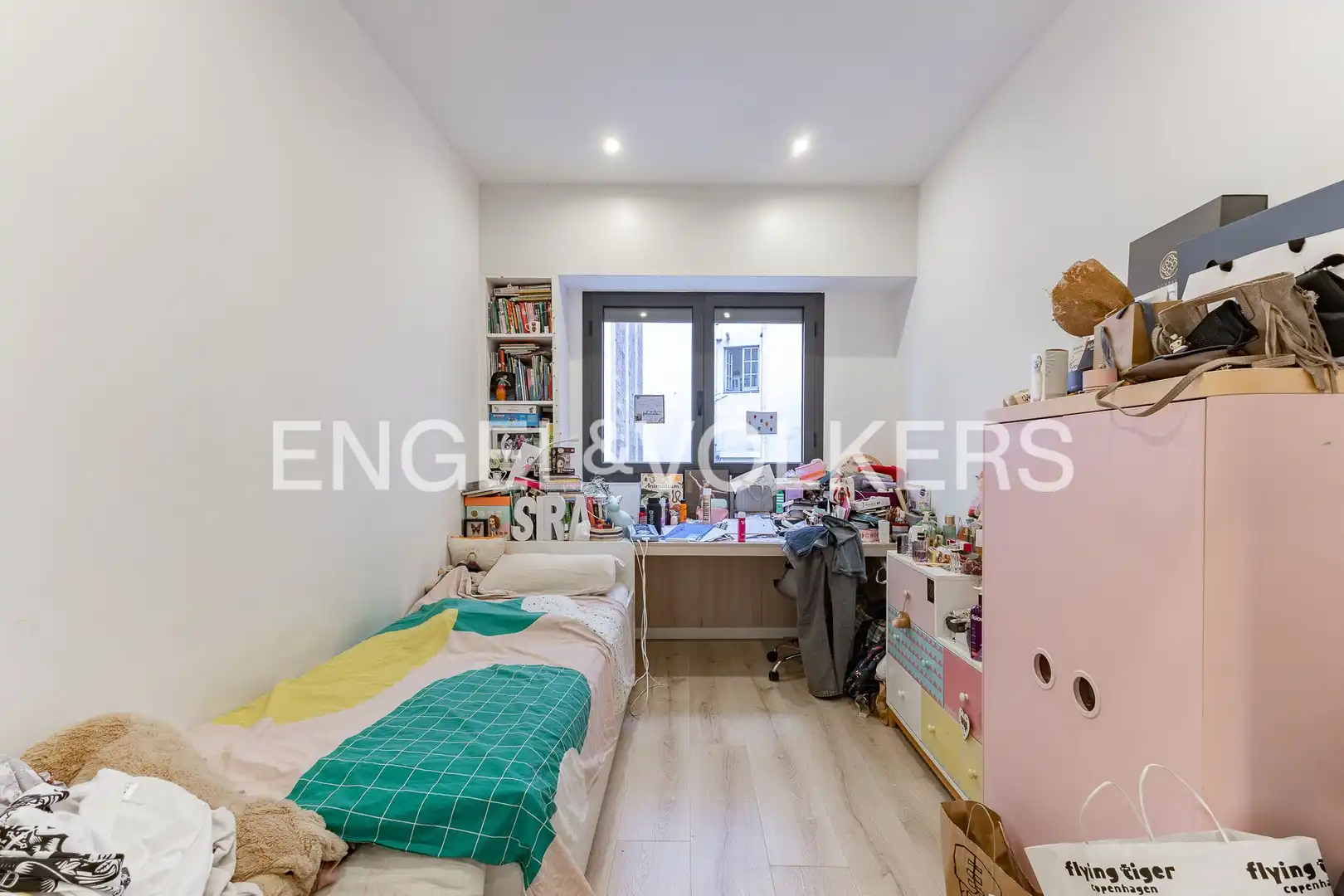 Habitación de Casa o chalet en venta en Barcelona con Aire acondicionado, Calefacción y Jardín privado