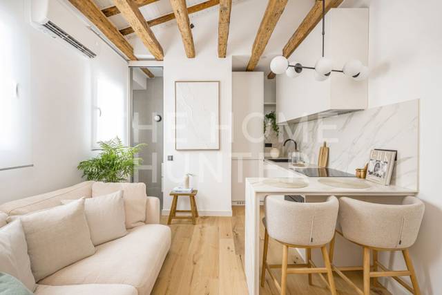 Piso en Venta en CL MESON DE PAREDES en Embajadores - Lavapiés