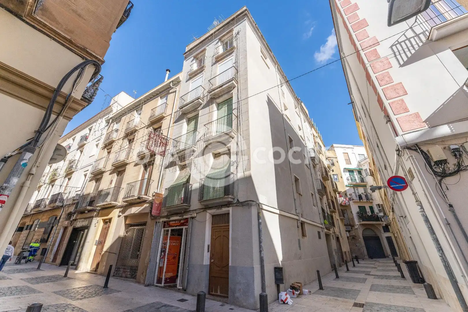 Vista exterior de Pis en venda en Reus amb Aire condicionat, Terrassa i Balcó