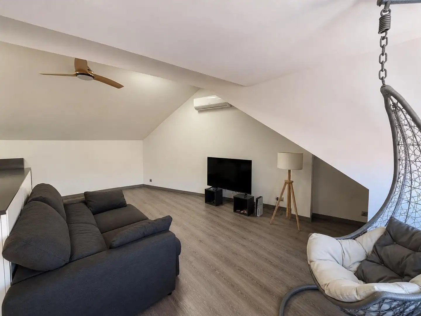 Sala d'estar de Casa adosada en venda en Ciempozuelos amb Aire condicionat i Calefacció