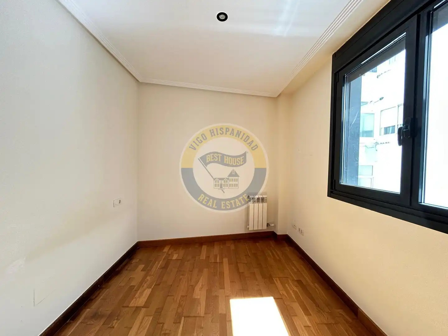 Apartments for sale in Vigo   with Heating and Storage room