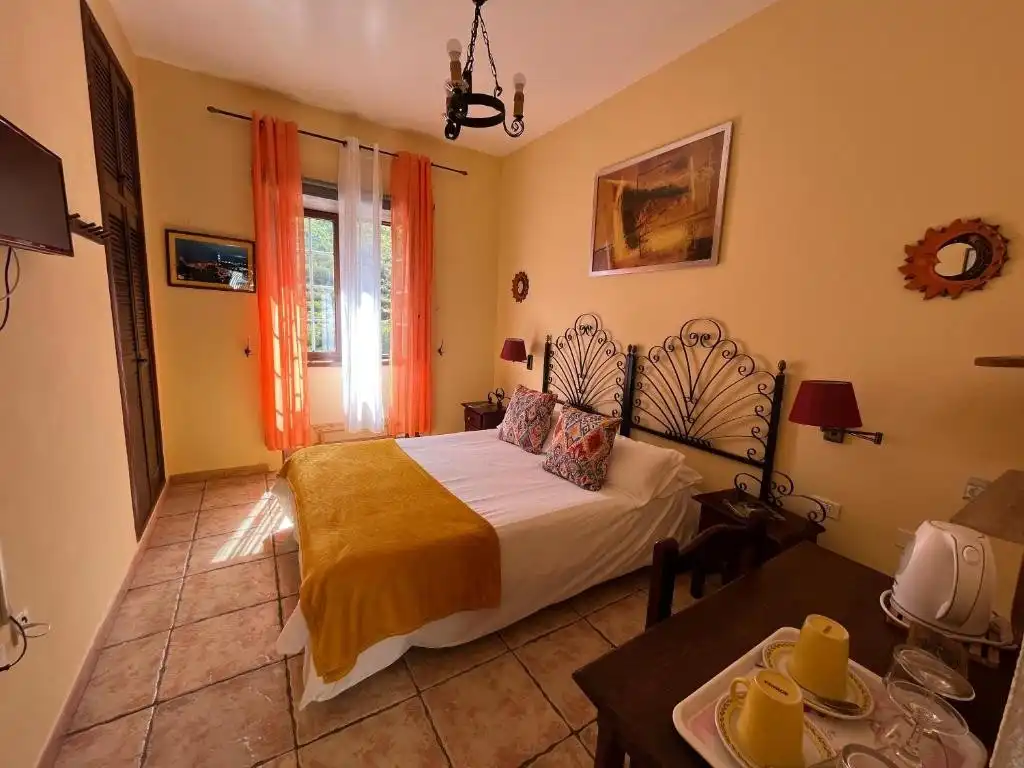 Bedroom of Buildings for sale in Hermigua