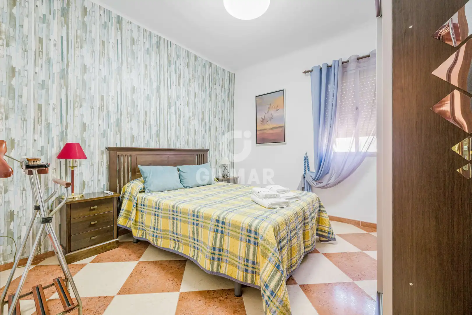 Habitación de Piso en venta en Cádiz con Calefacción