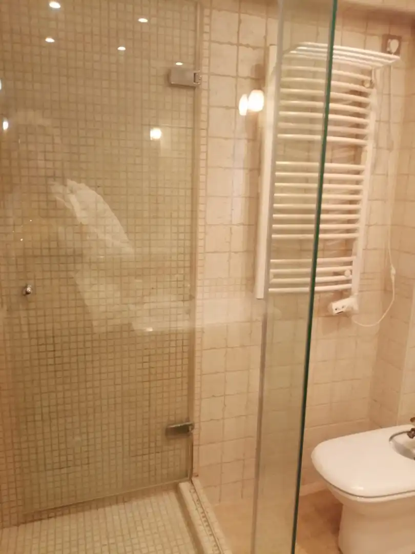 Badezimmer von Wohnung zum Verkauf in Barakaldo  mit Heizung, Terrasse und Möbliert