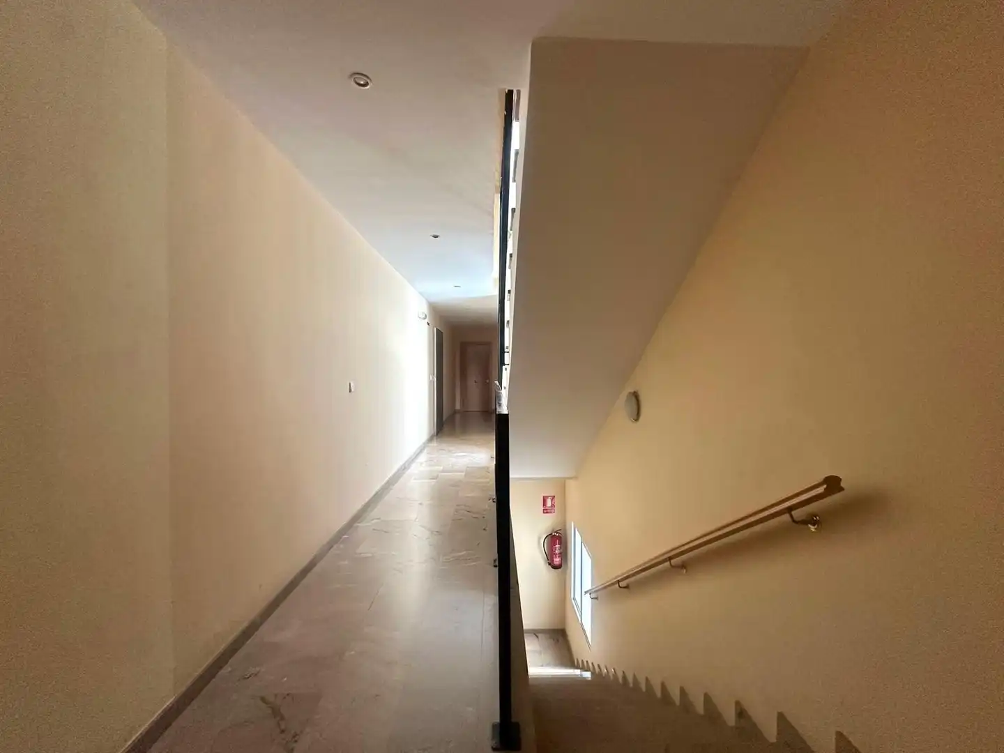 Piso en venta en Llombai con Aire acondicionado y Balcón