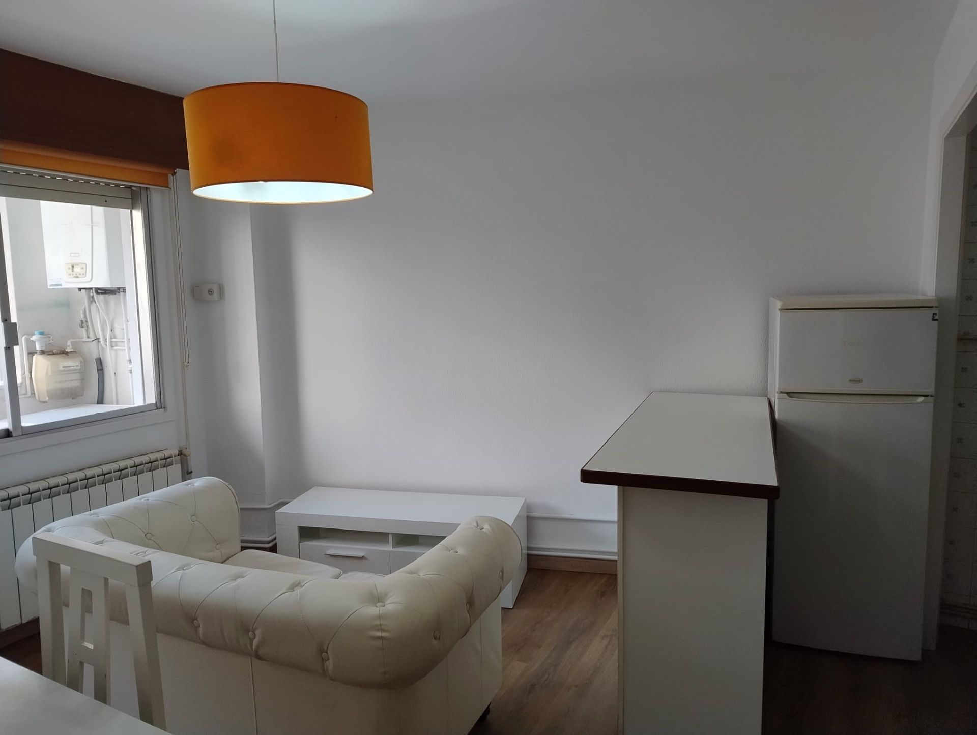 Living room of Flat for rent in Santiago de Compostela   with Heating, Furnished and Oven