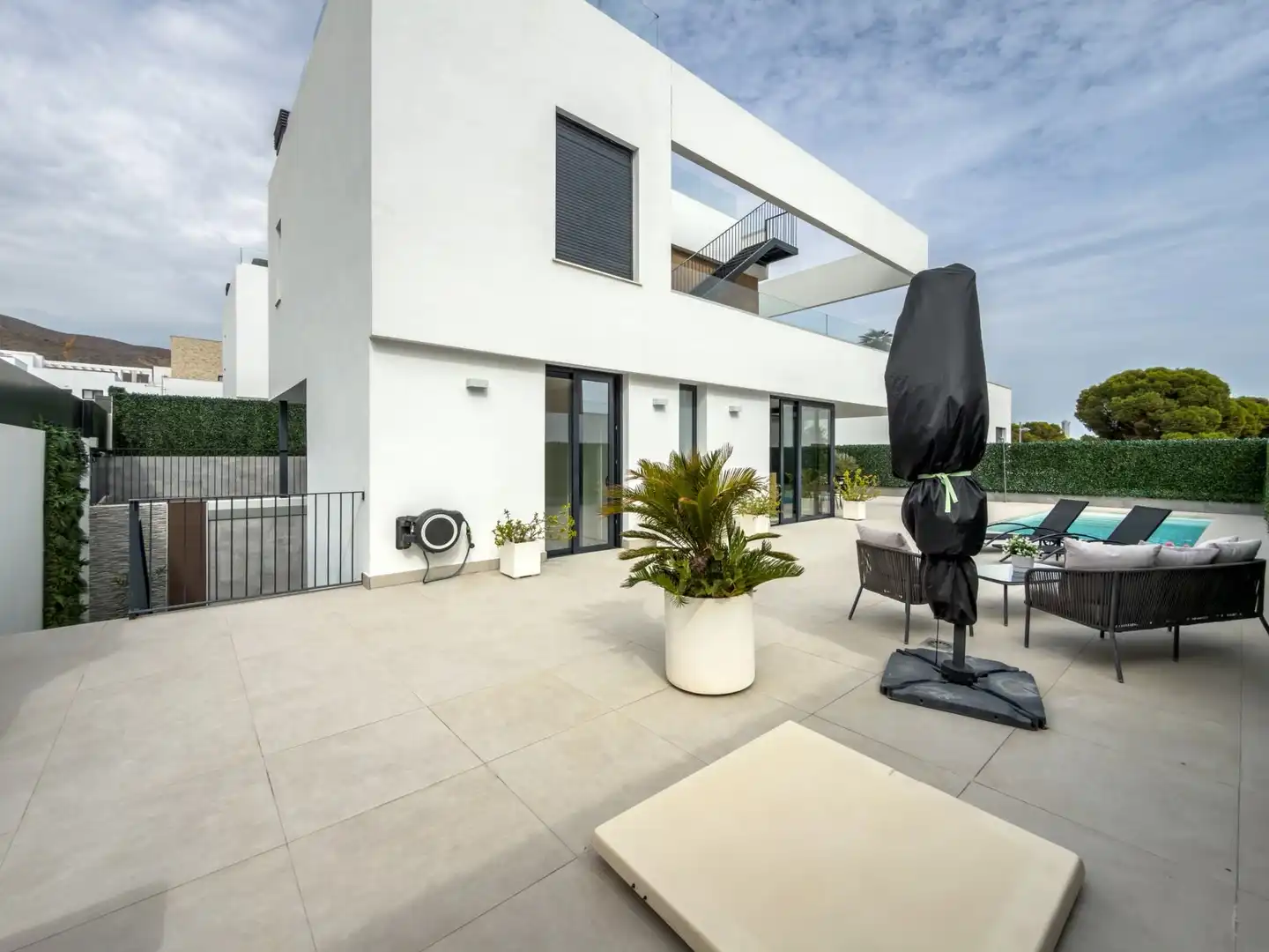 Chalet con piscina en venta en Carrer de Xile, imagen 2