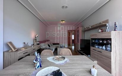 Bedroom of Flat for sale in Lugo Capital