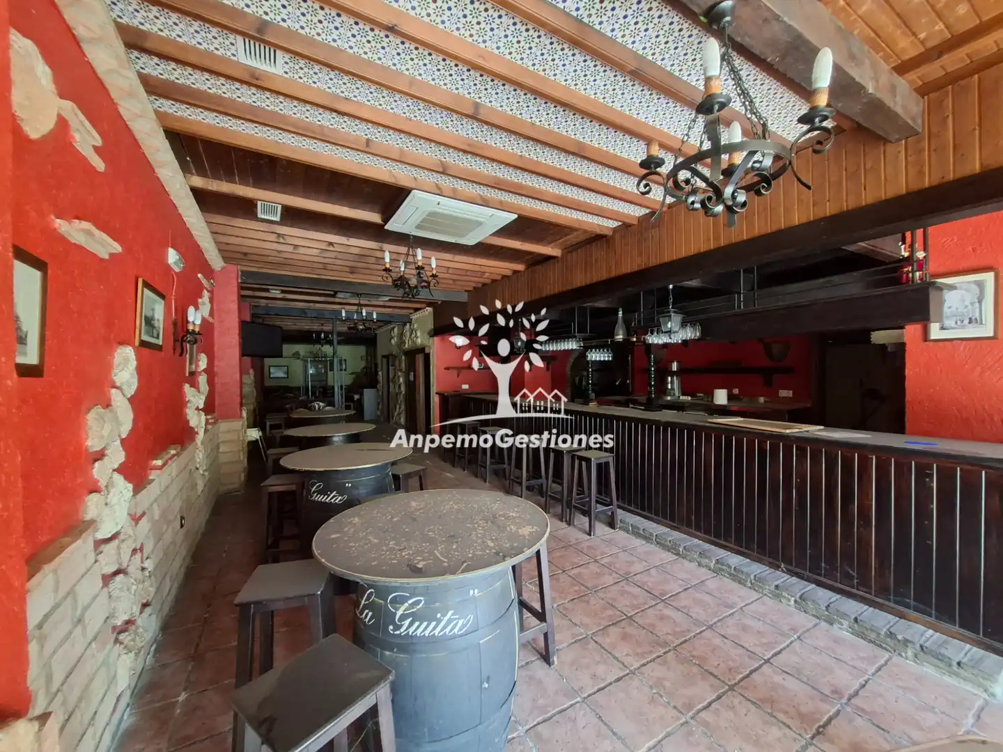 Local comercial de lloguer a Calle Juan Miró 15, imagen 2