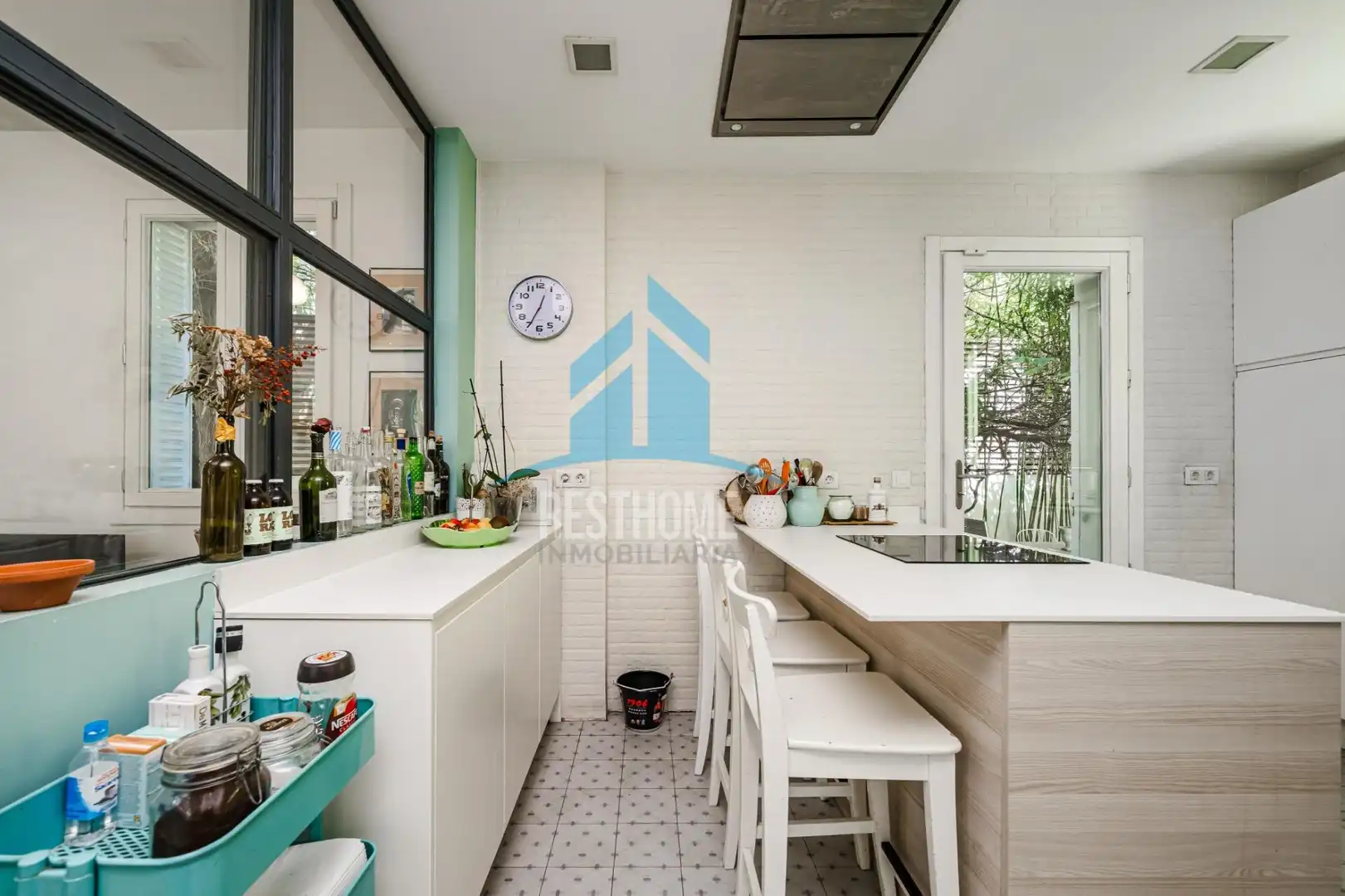 Cocina de Casa o chalet en venta en Madrid con Calefacción, Jardín privado y Parquet