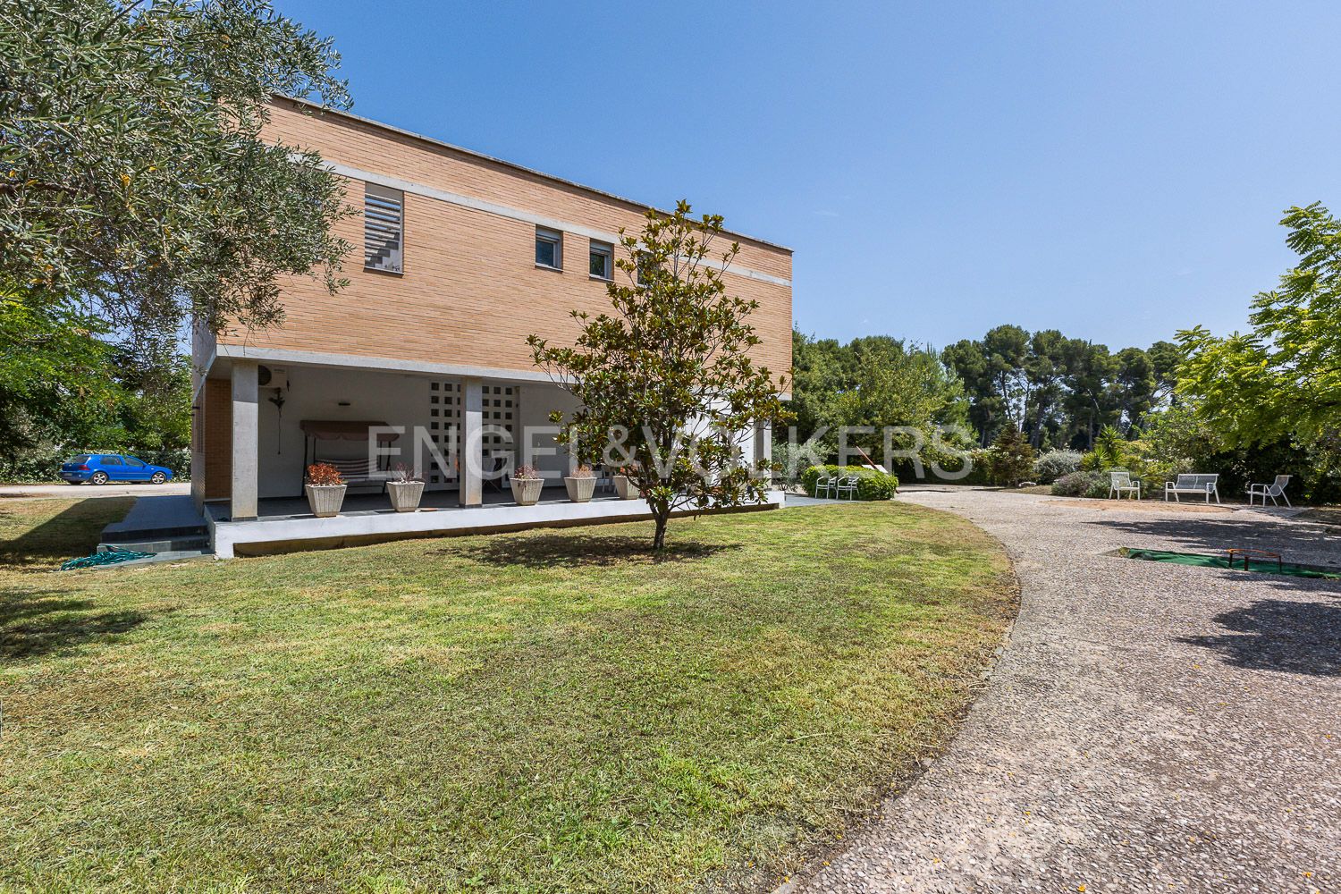 Vista exterior de Casa o xalet en venda en Ontinyent amb Aire condicionat, Calefacció i Jardí privat