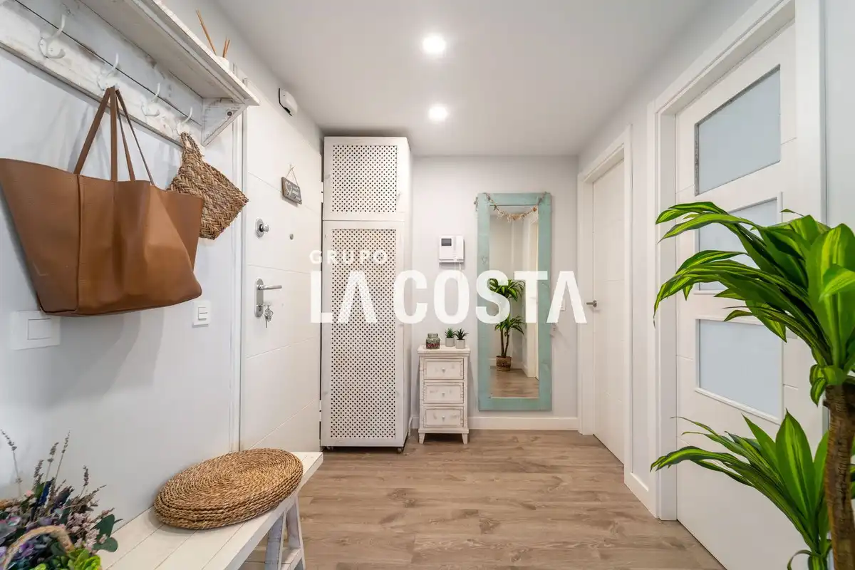 Ático en venta en Torremolinos con Aire acondicionado, Terraza y Trastero