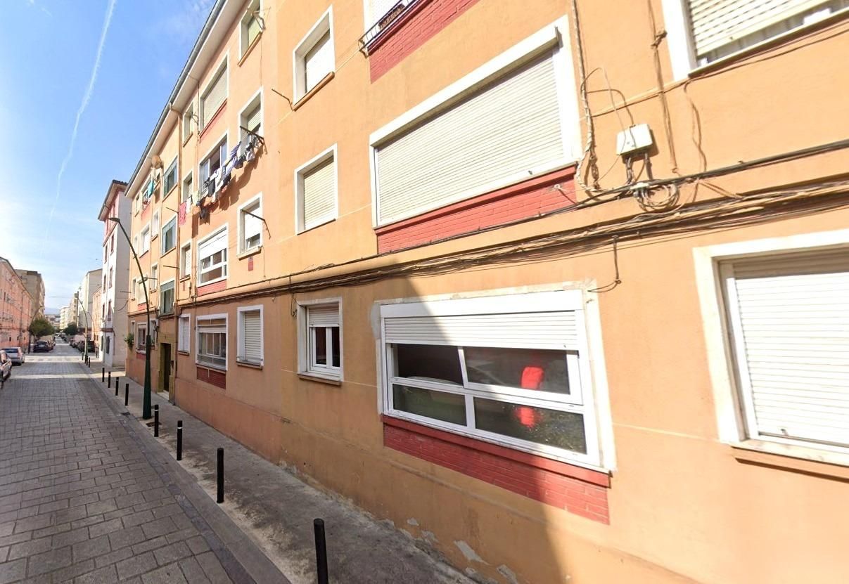 Vista exterior de Pis en venda en Torrelavega 
