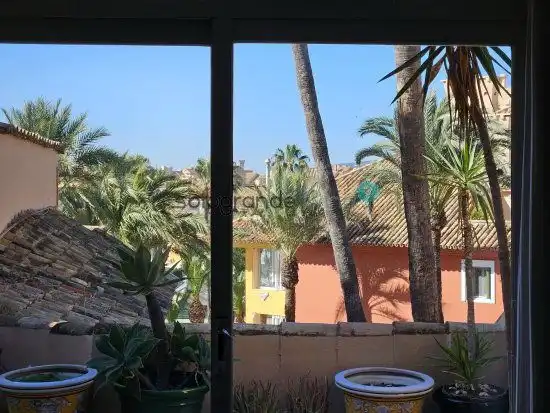 Vista exterior de Apartament en venda en Sotogrande amb Aire condicionat, Calefacció i Terrassa