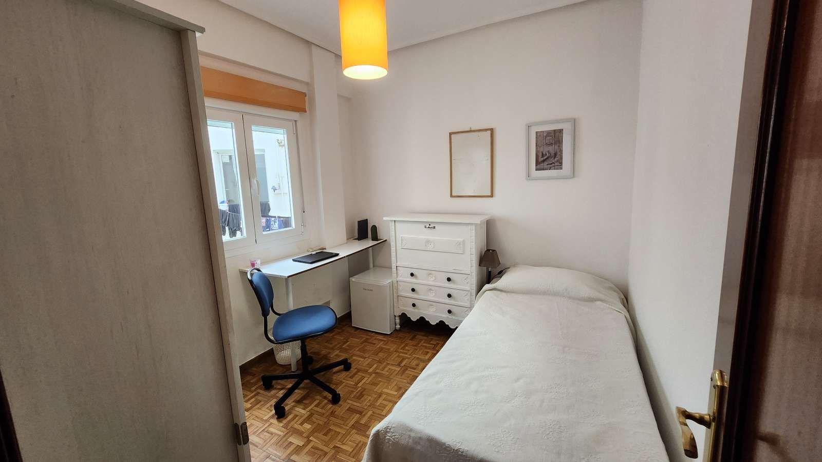 Bedroom of Flat to share in Valladolid Capital  with Air Conditioner, Terrace and Furnished