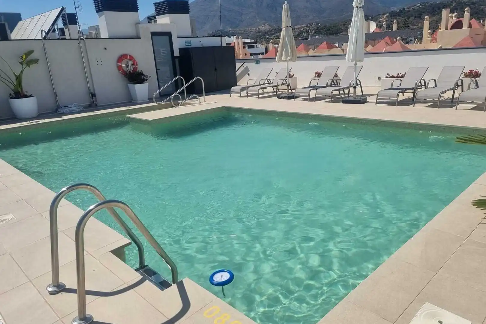 Piscina de Àtic en venda en Estepona