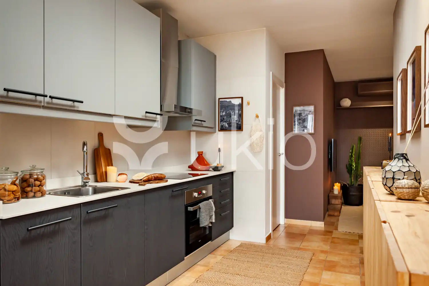 Küche von Dachboden zur Miete in Barcelona mit Klimaanlage, Terrasse und Möbliert