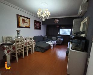 Living room of Flat for sale in Algeciras  with Air Conditioner, Heating and Furnished