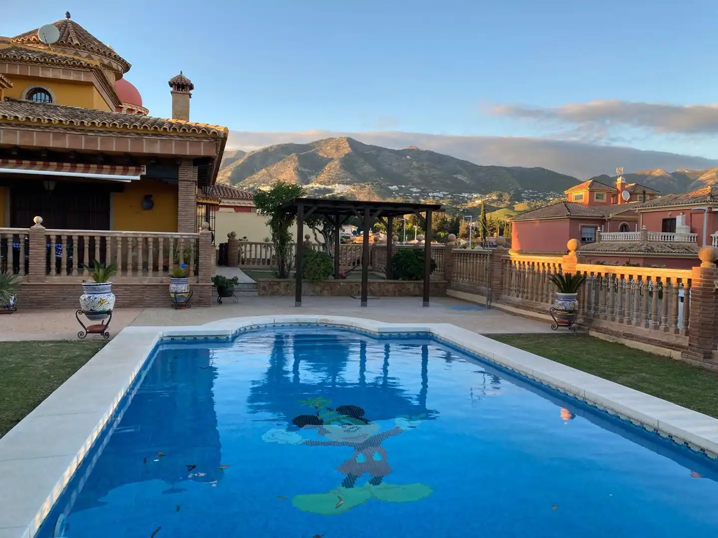 Jardín de Casa o chalet en venta en Fuengirola con Aire acondicionado, Jardín privado y Parquet