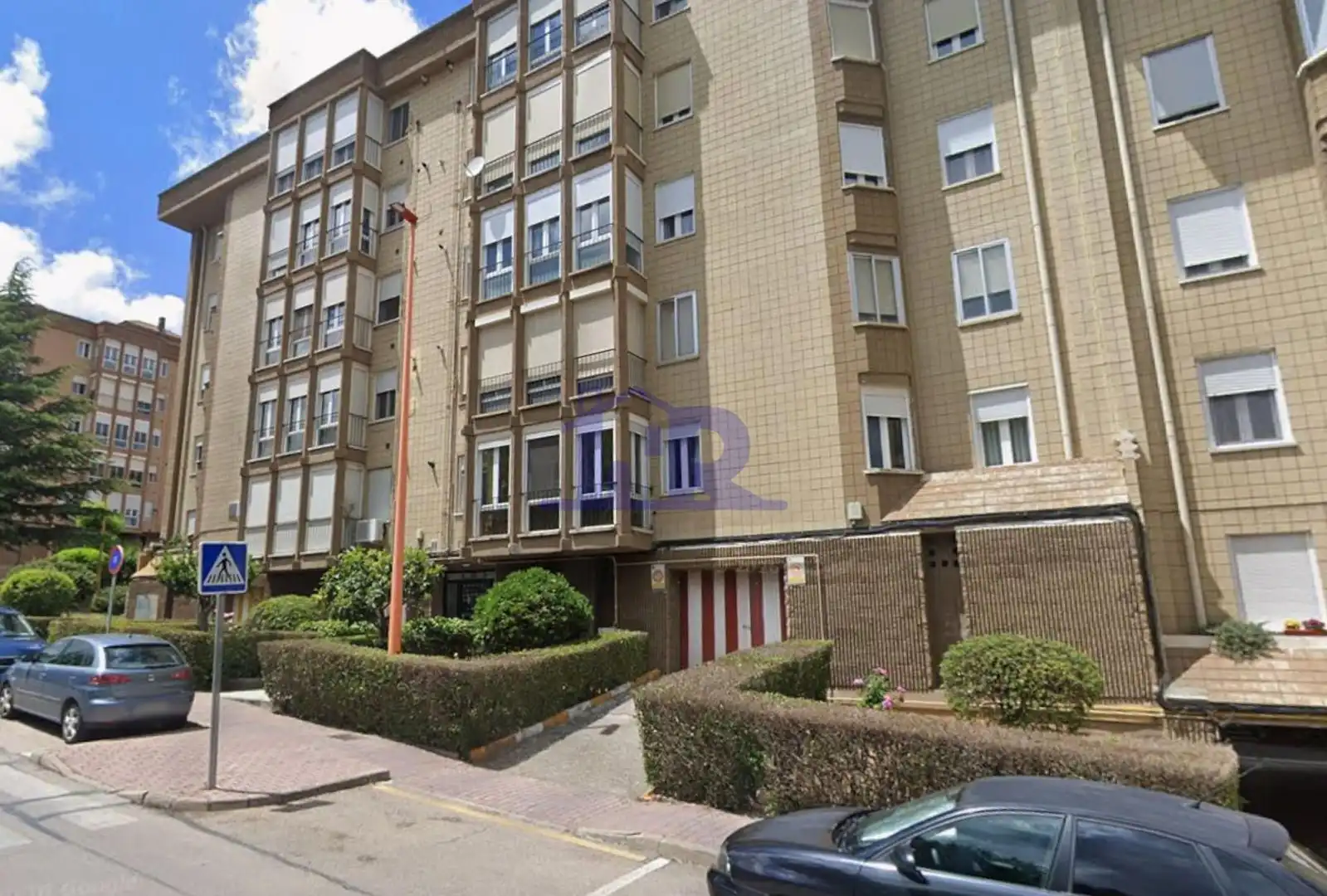 Außenansicht von Garage zur Miete in Cuenca