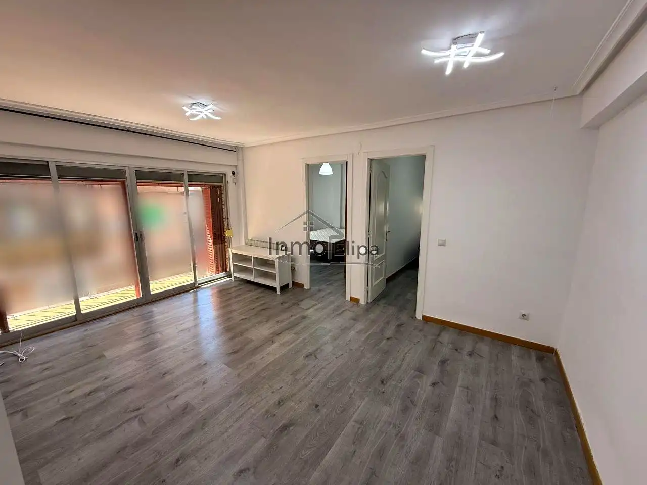 Vista exterior de Piso en venta en Madrid con Calefacción y Terraza
