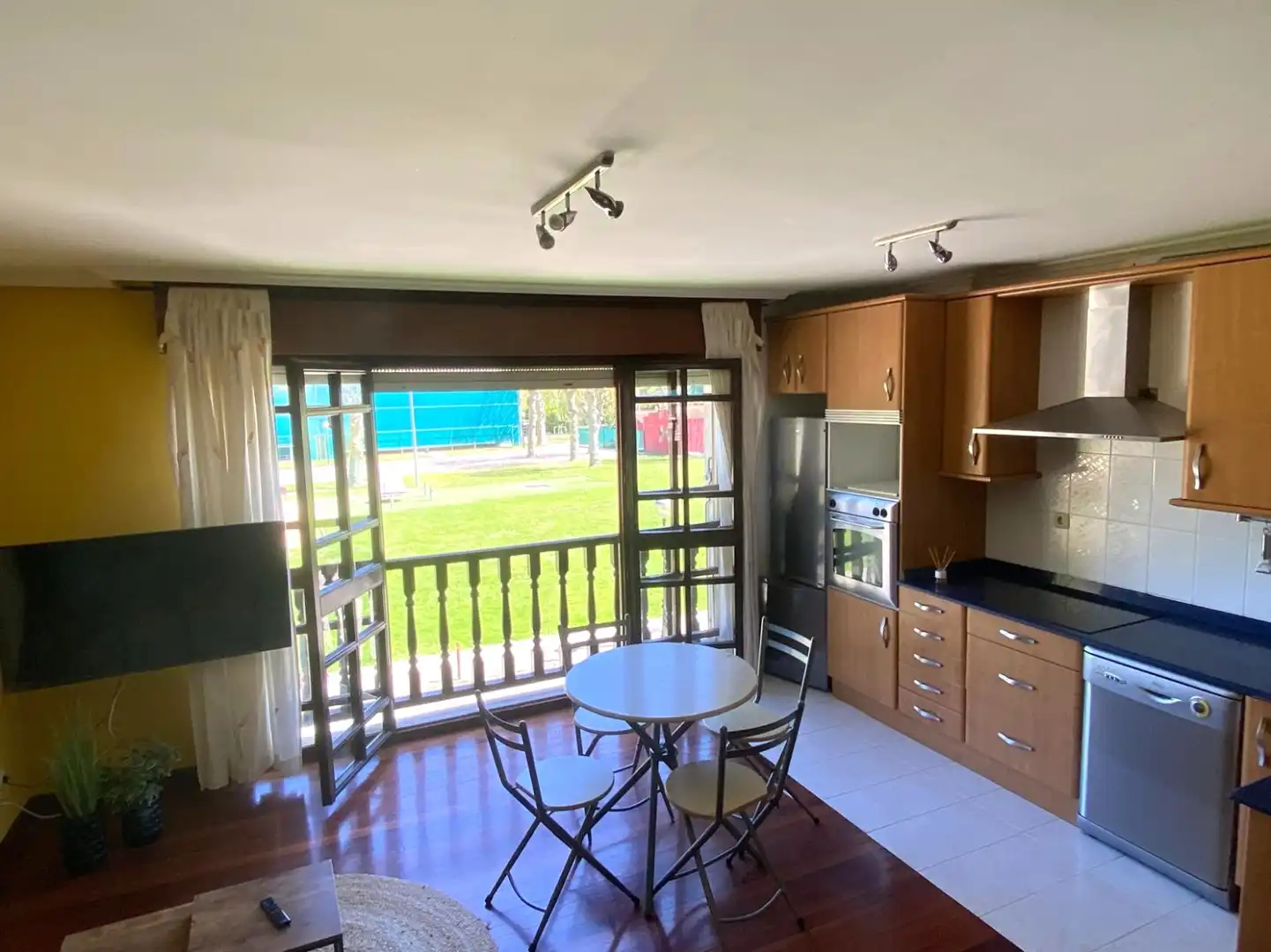 Terraza de Piso en venta en Cartes con Amueblado